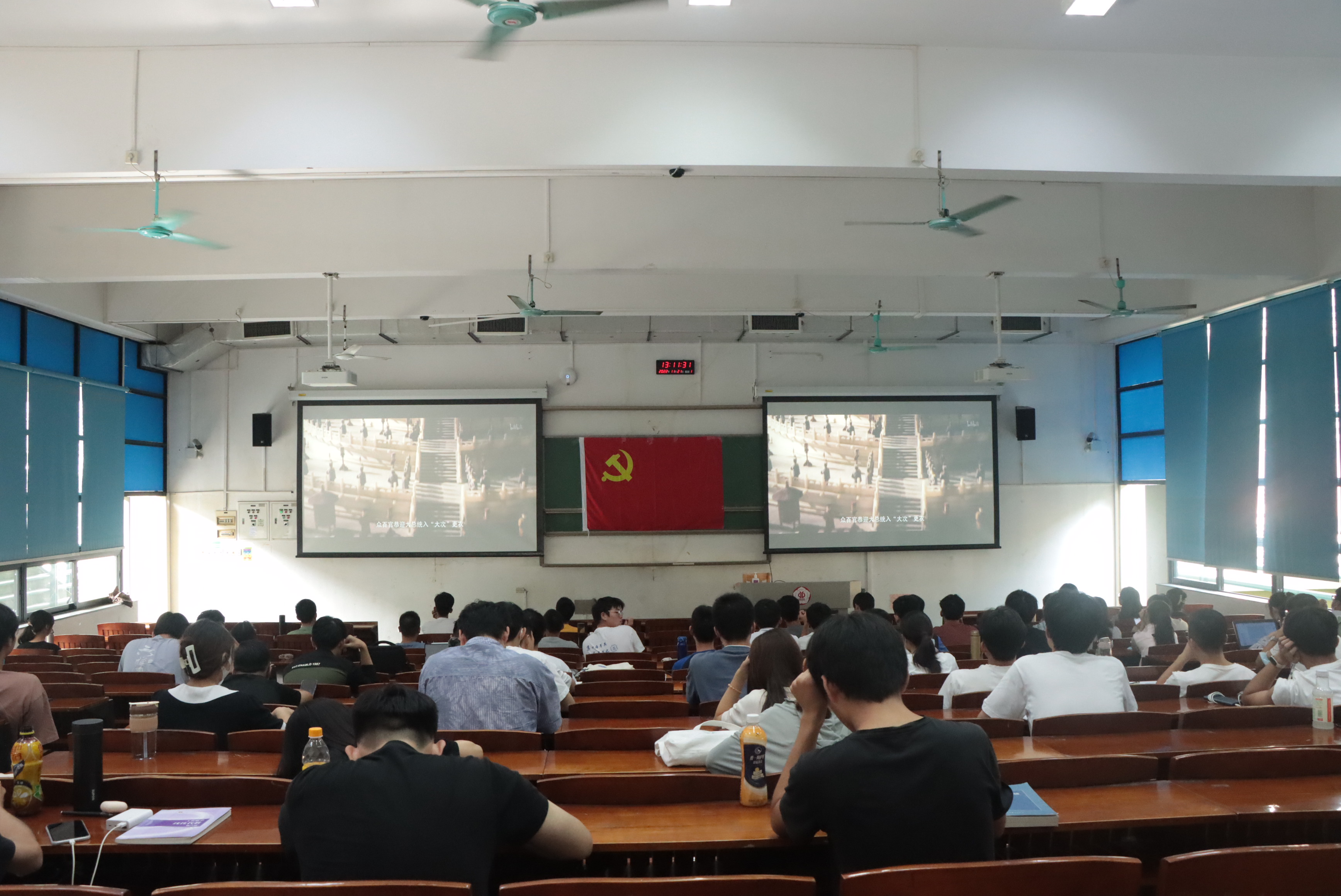 厕所偷拍