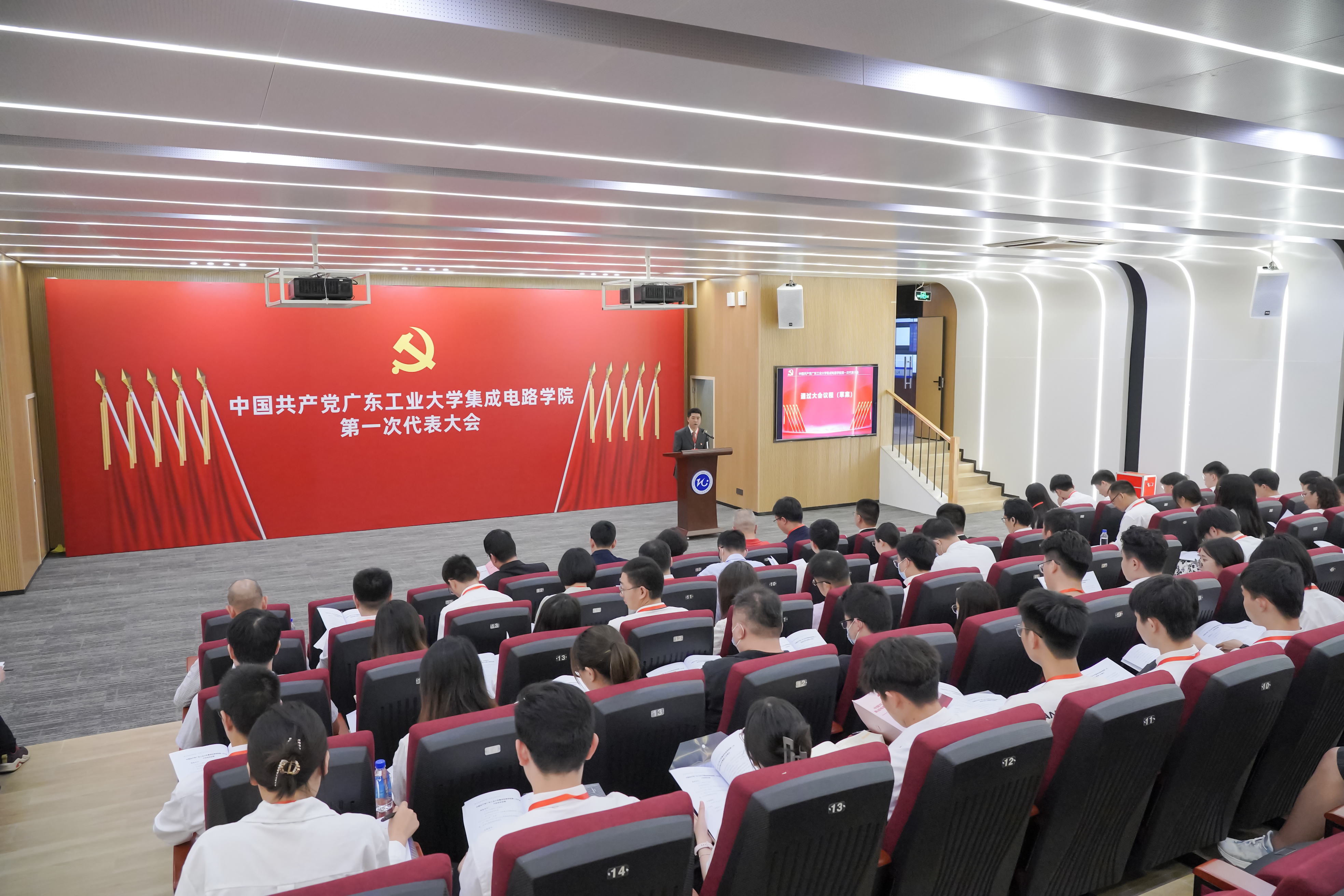 厕所偷拍