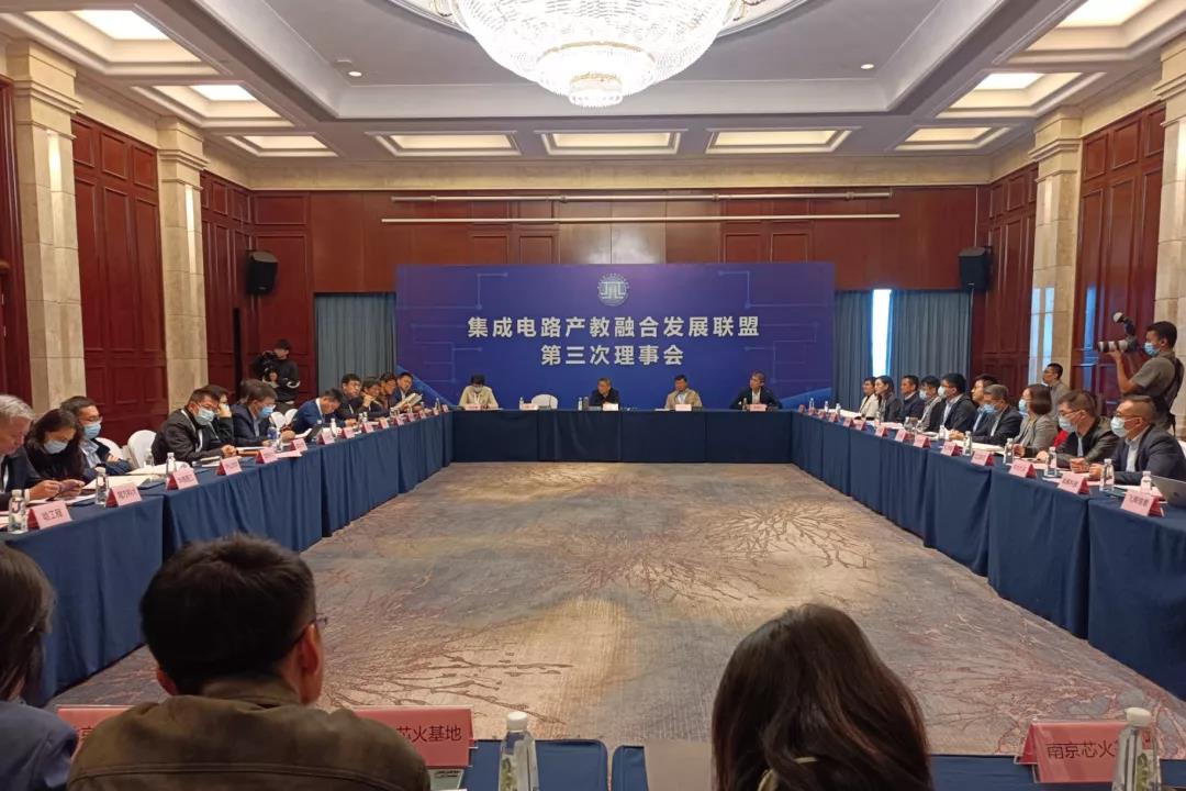 厕所偷拍