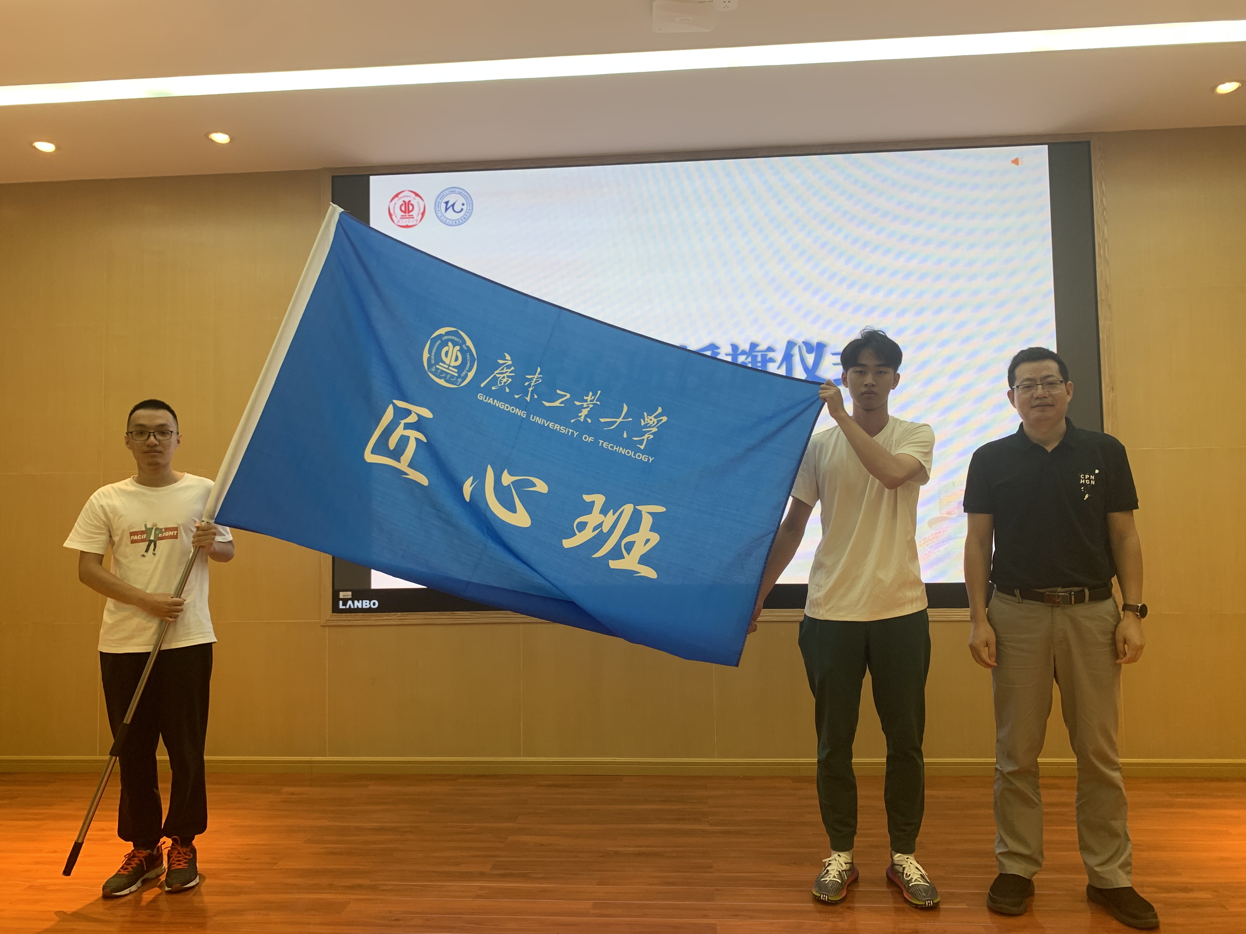 厕所偷拍